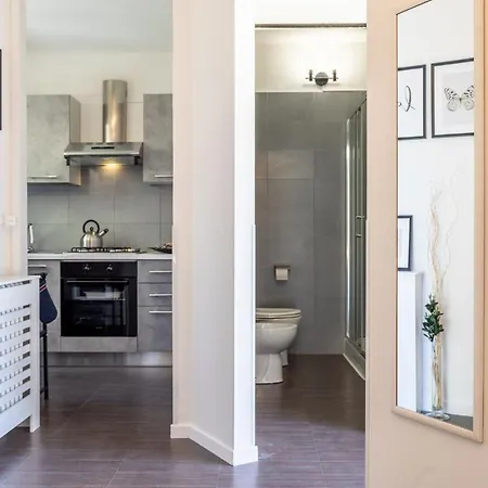 Apartamento Ambra House - Parcheggio Libero, Accesso Diretto, Wi-fi Con Streaming *