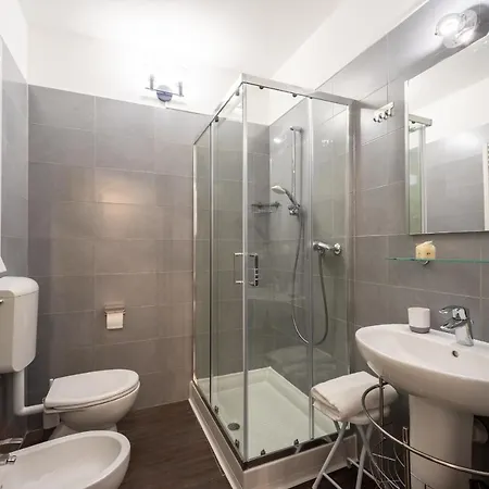 Apartamento Ambra House - Parcheggio Libero, Accesso Diretto, Wi-fi Con Streaming