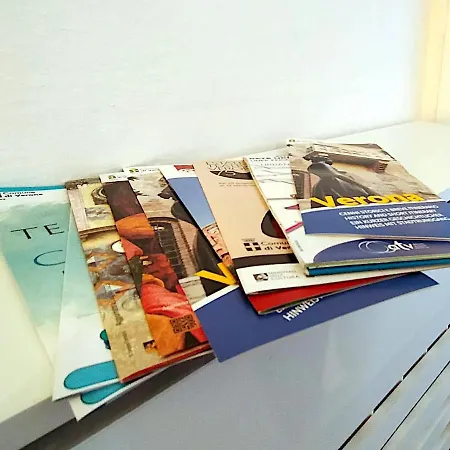 Ambra House - Parcheggio Libero, Accesso Diretto, Wi-fi Con Streaming