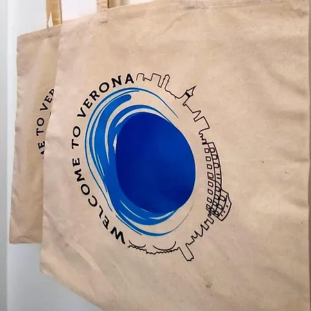 Ambra House - Parcheggio Libero, Accesso Diretto, Wi-fi Con Streaming